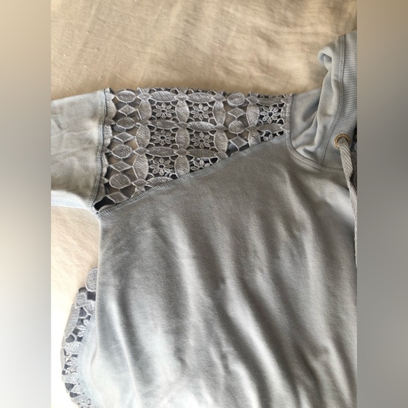 Donna Karan Hoodie - Picture 7 of 10